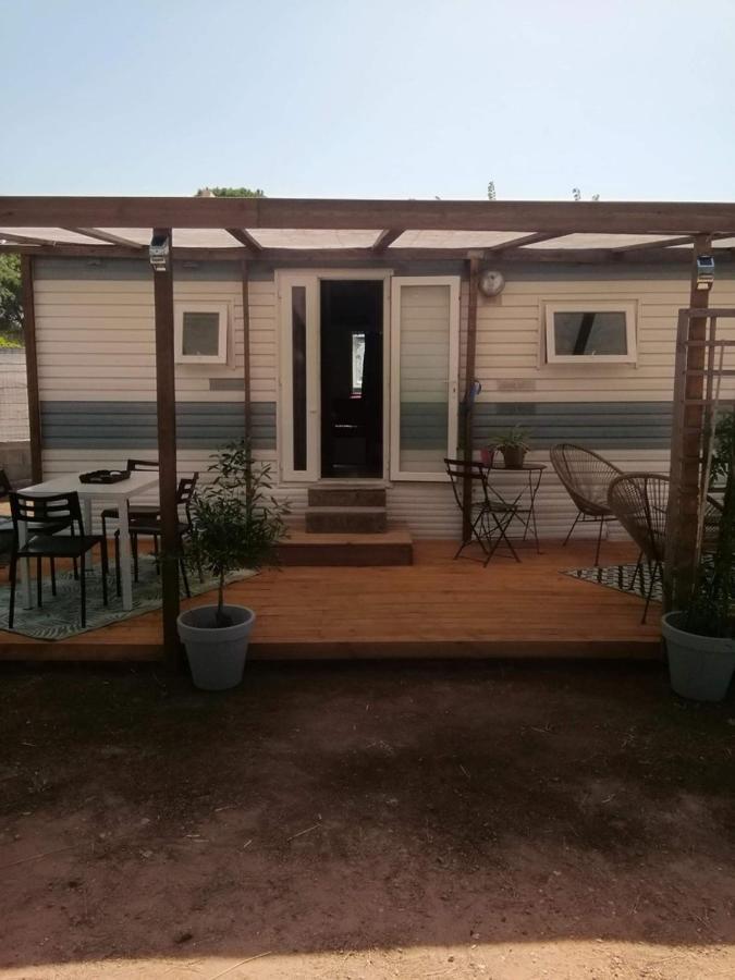 Mobilhome A Frejus A 15 Minute De La Mer Sur Terrain Independant エクステリア 写真