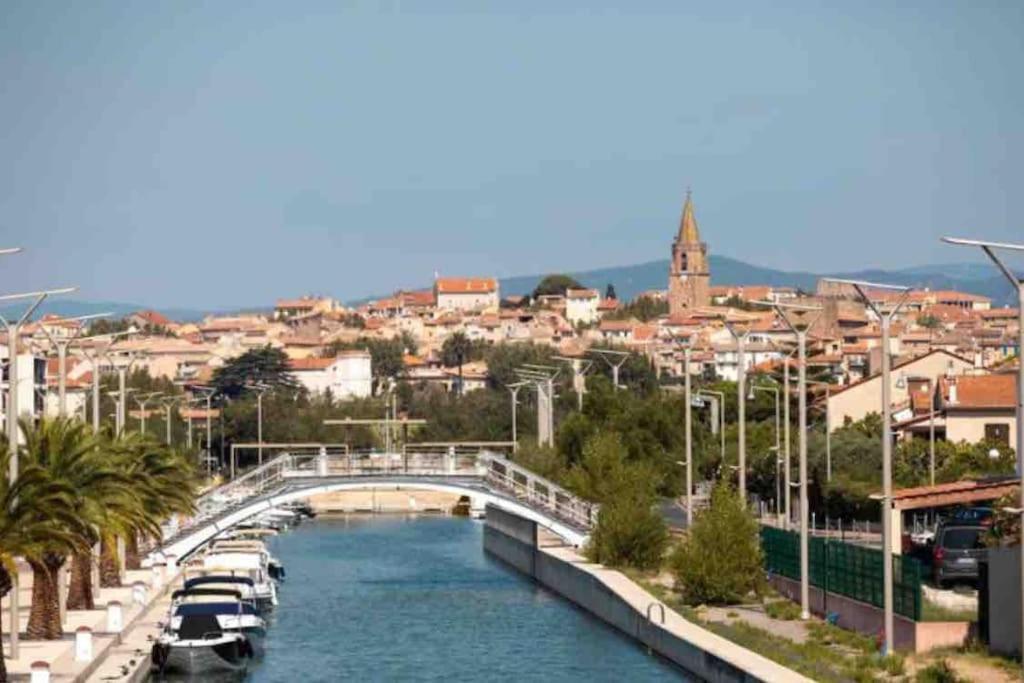 Mobilhome A Frejus A 15 Minute De La Mer Sur Terrain Independant エクステリア 写真